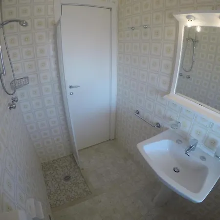 Cozy Flat In A Pet Friendly In * Caorle
