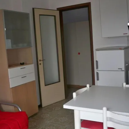Cozy Flat In A Pet Friendly In Apartment