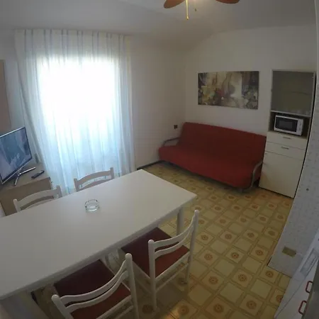 Apartment Cozy Flat In A Pet Friendly In Caorle