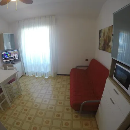 Cozy Flat In A Pet Friendly In * Caorle