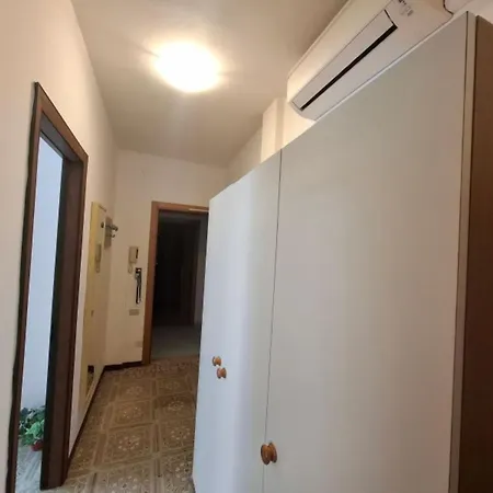 Apartment Cozy Flat In A Pet Friendly In